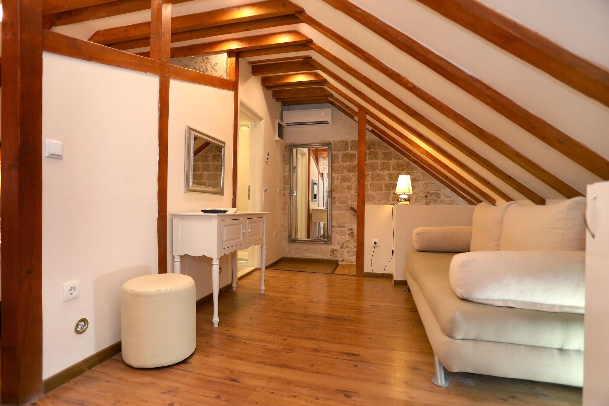 Carrara 3* Trogir