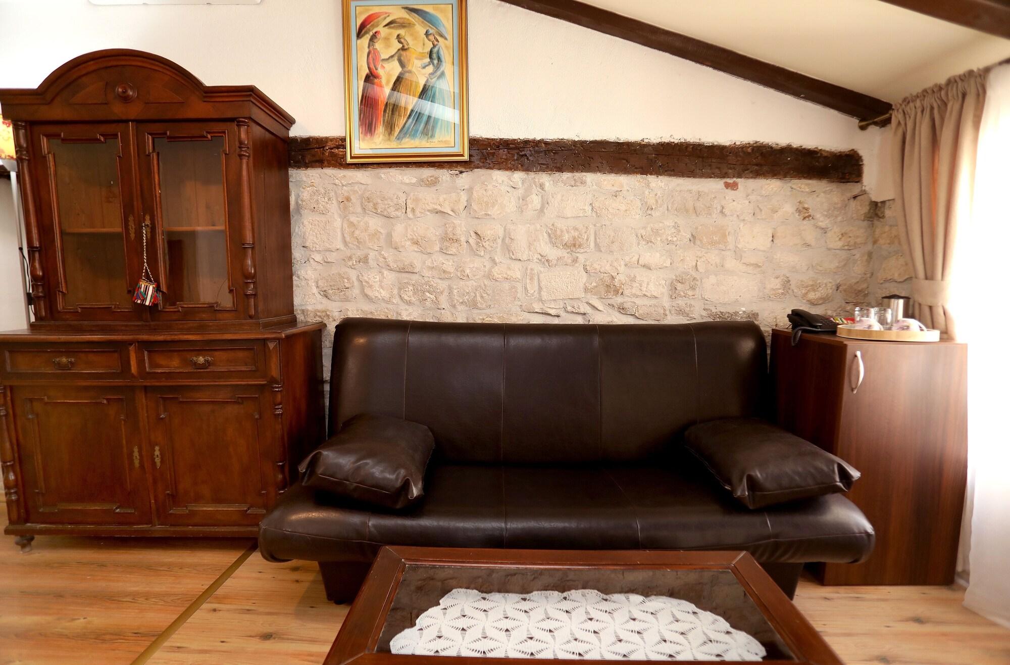 Carrara Bed & Breakfast